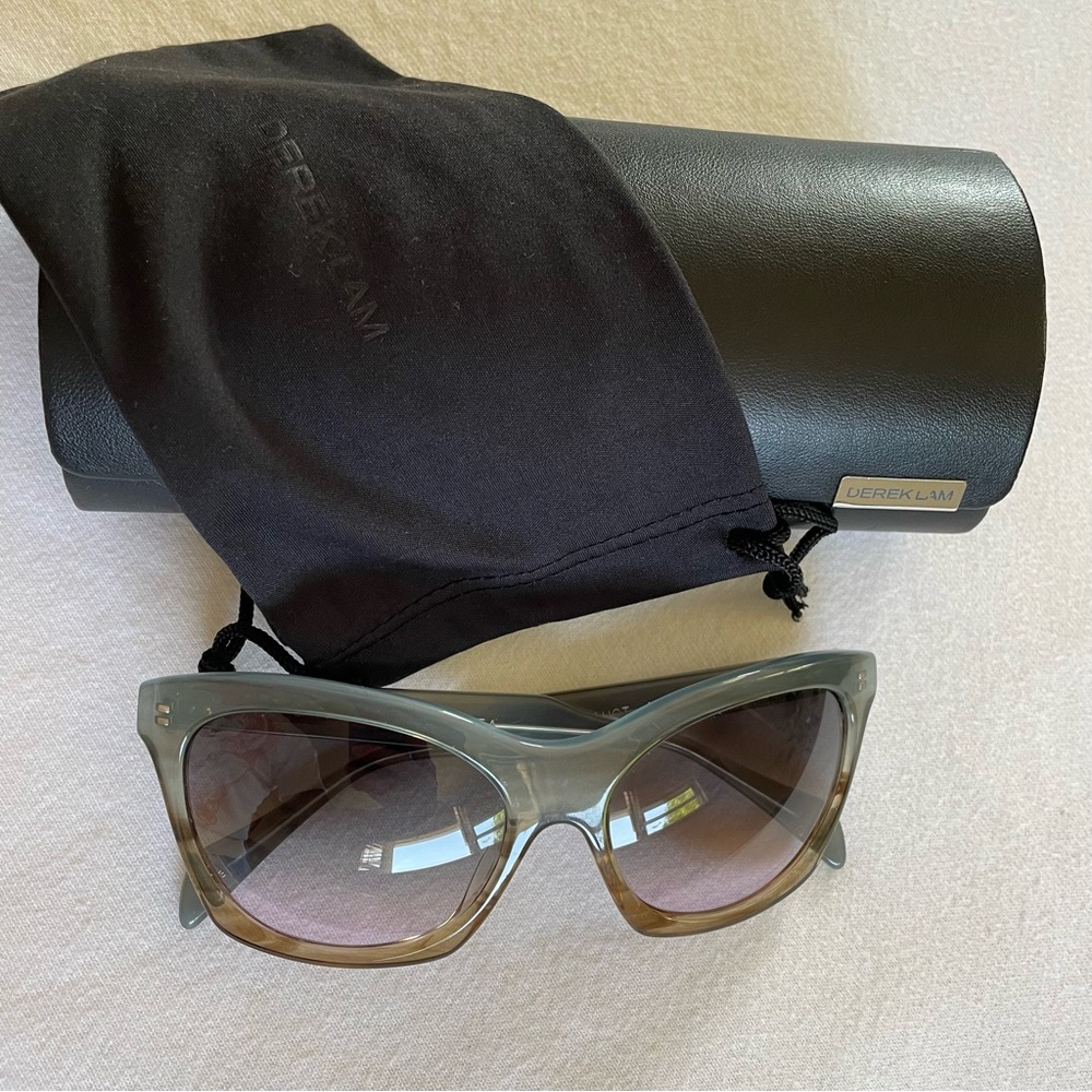 Derek Lam Chelsea Sunglasses Blue Gradient - Picture 3 of 6